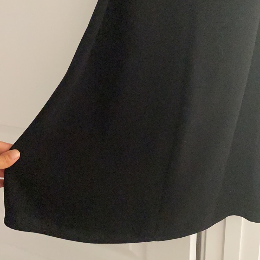 Perfect little black dress - Banana Republic - Picture 4 of 5